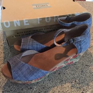 Denim/ cork floral toms wedge